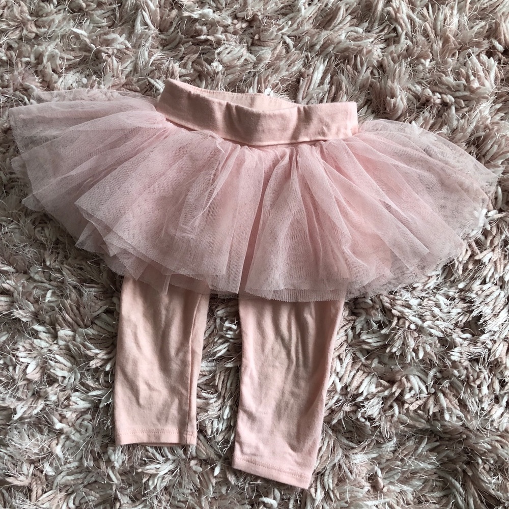 Baby Gap Girls legging with attached tutu